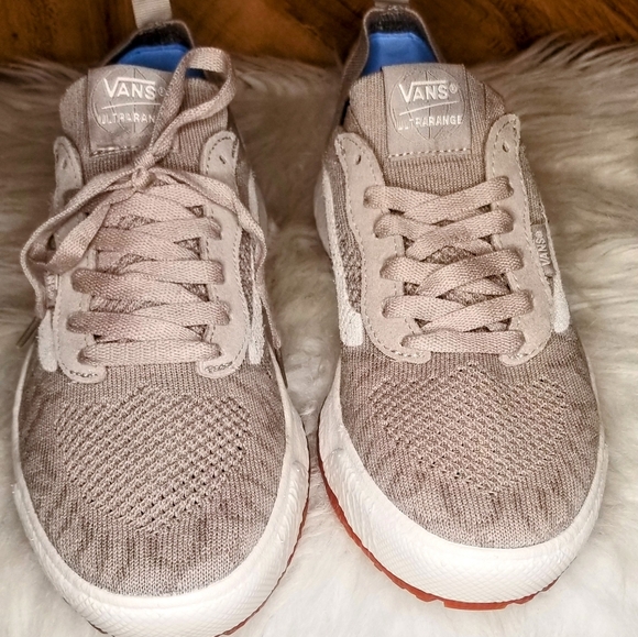 *NEW* VANS UA UltraRange VR3 - Picture 12 of 15